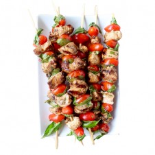 Chicken with sundried tomatoes skewer by Bizu
